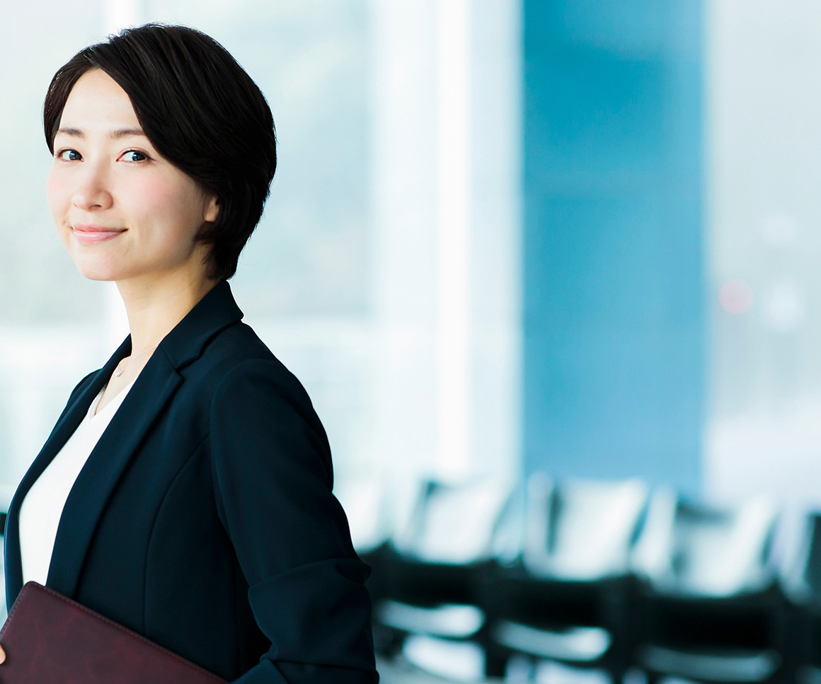 キービジュアル女性