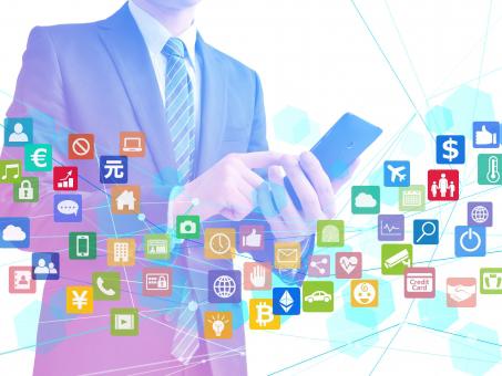 SNSマーケティングを活用!得られる効果と注意点とは?