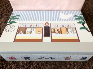 鳩サブレー「125周年記念缶」