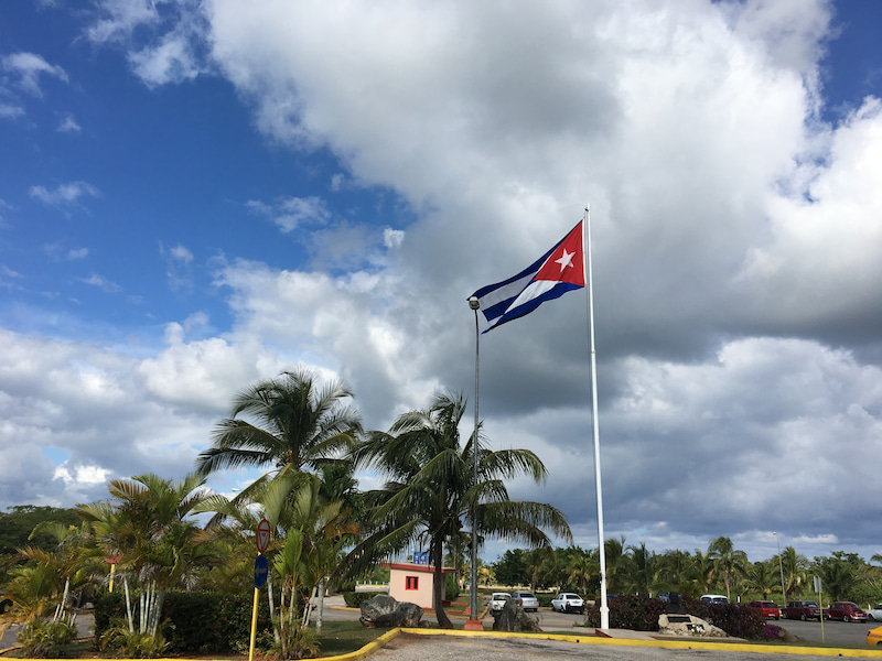 カナダからキューバへ