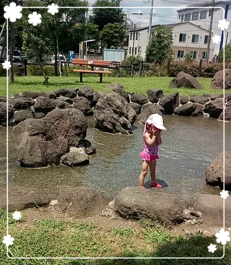 野性児の水遊び