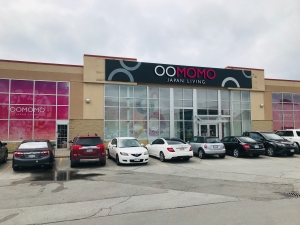 カナダで100円SHOP