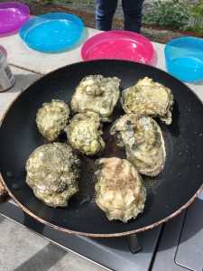フライパンで牡蠣の酒蒸し