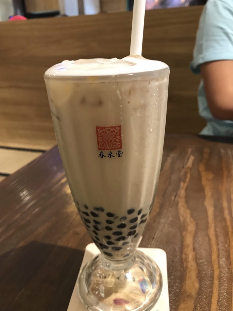 台湾本場のタピオカミルク
