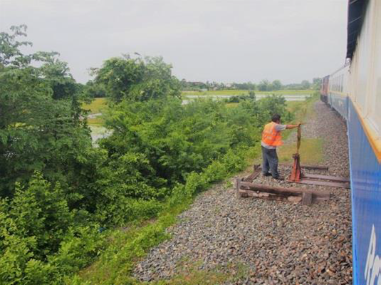 Mの独り言~内戦から復旧した鉄道の旅~