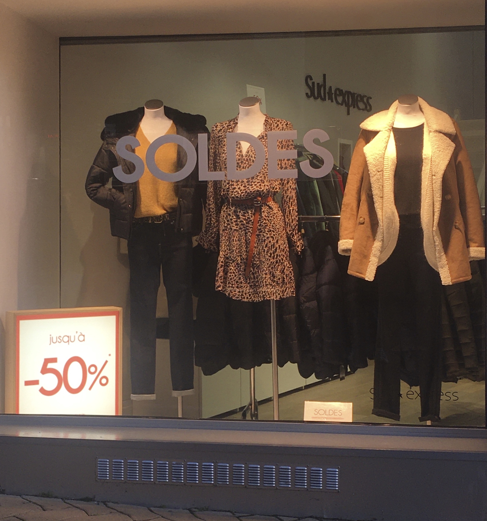 冬のセール、フランスの場合