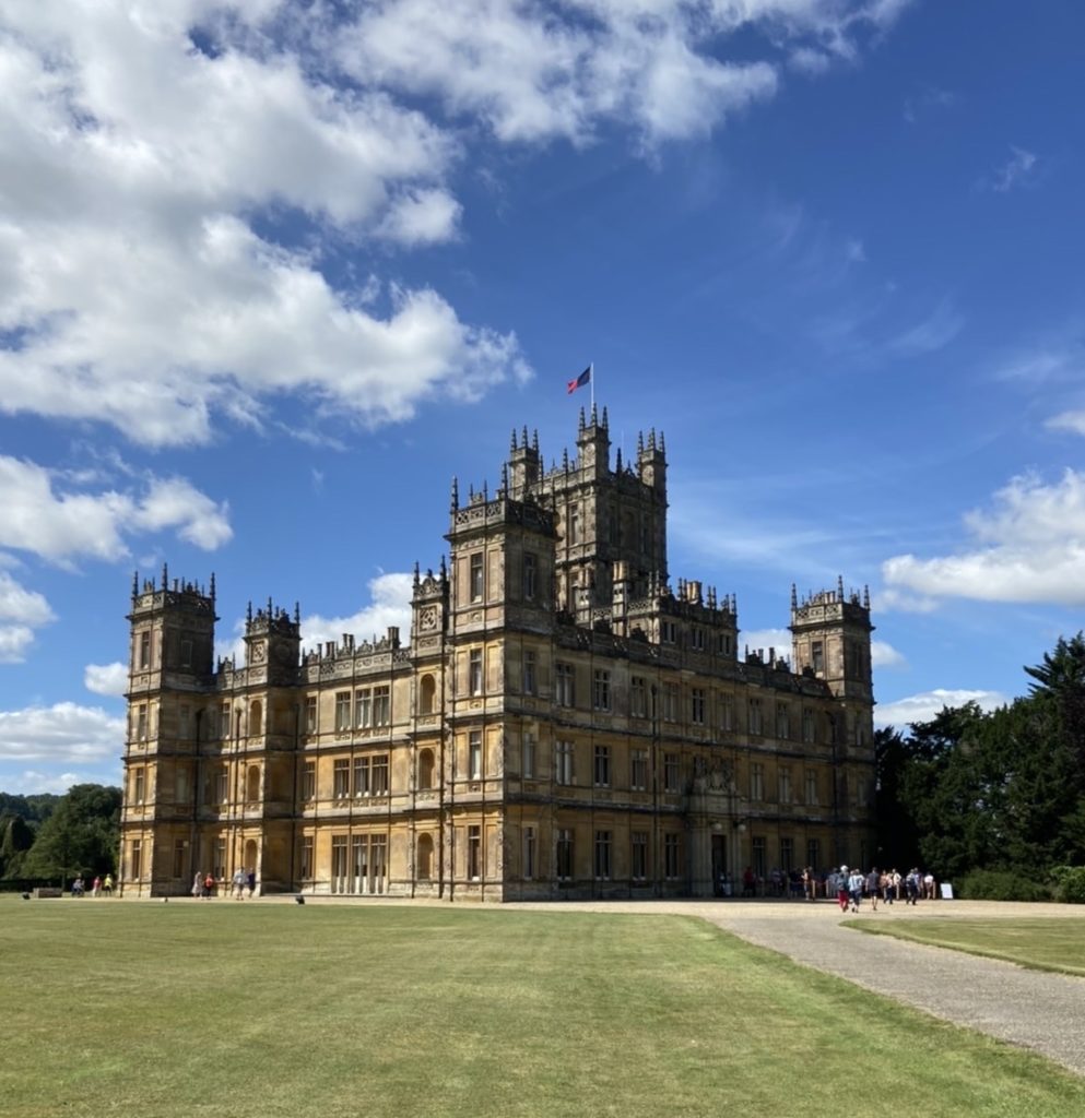 ダウントンアビーで有名のハイクレア城
