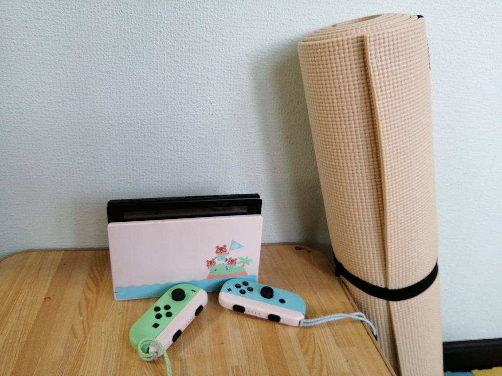 ヨガマットとキッド