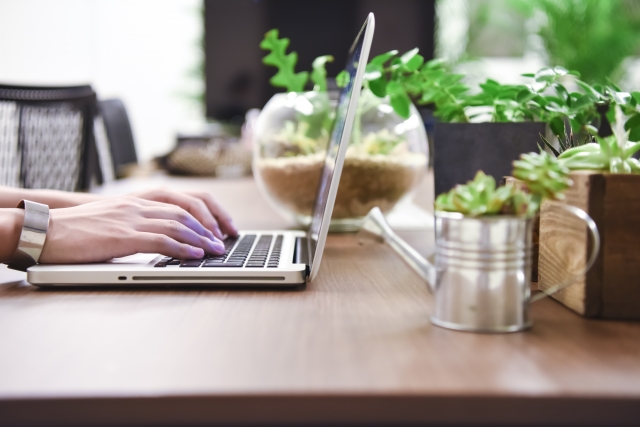 コールセンターがテレワークで実現!?導入のポイントを紹介!