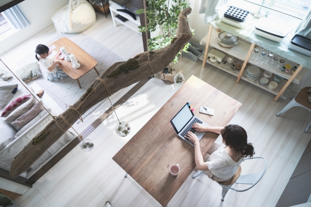 在宅ワークで自分時間を豊かに☆経験とともにアップする報酬の使い道