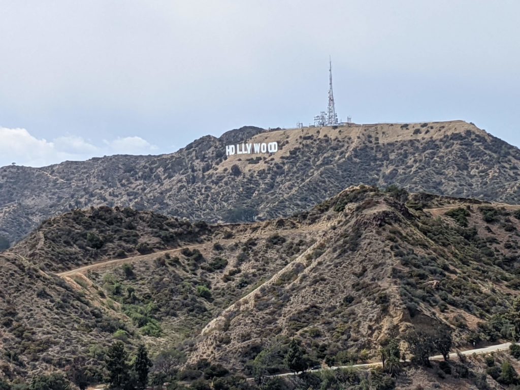 ハリウッドの山
